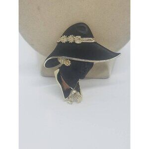 Torino‎ signed Lady brooch vintage